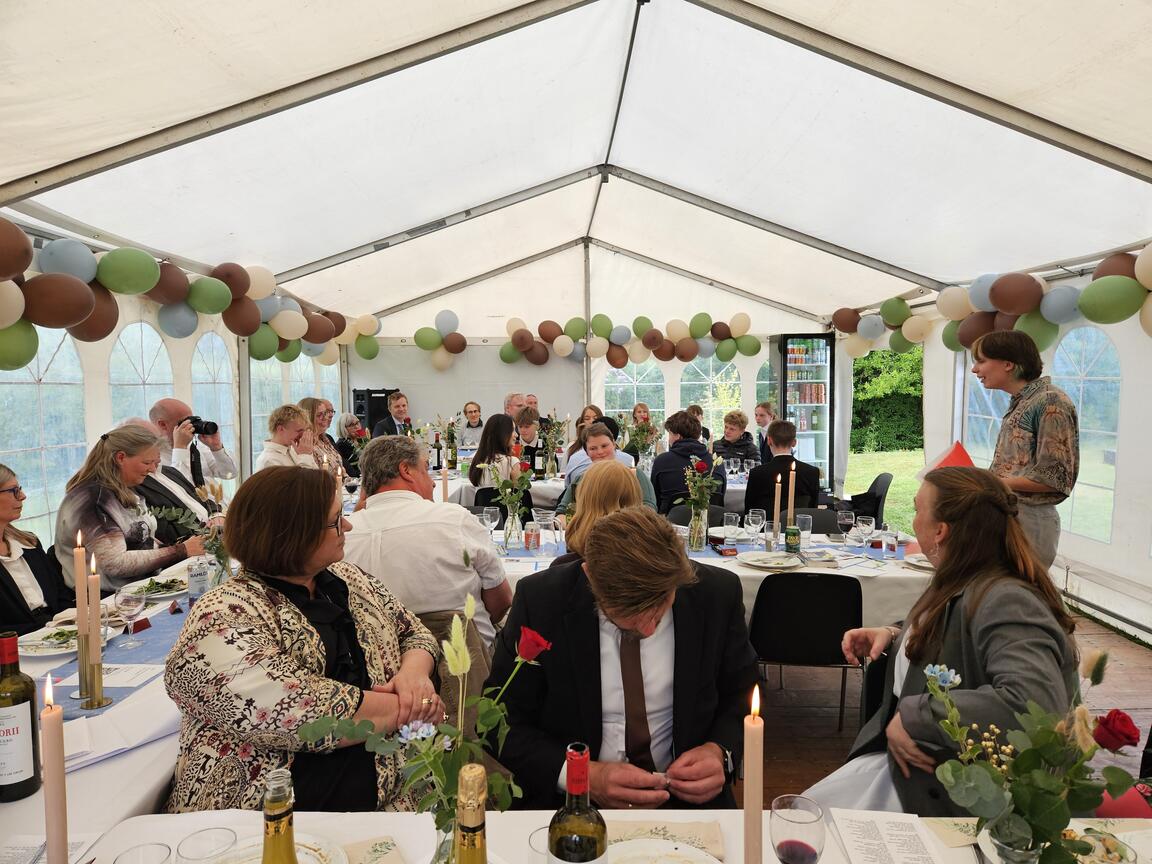 Klik på billedet for at lukke vinduet