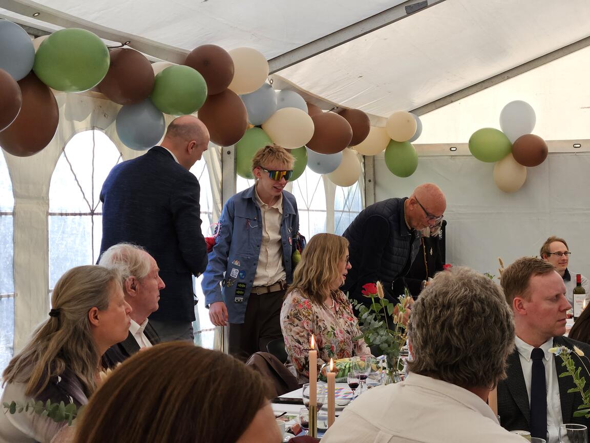 Klik på billedet for at lukke vinduet