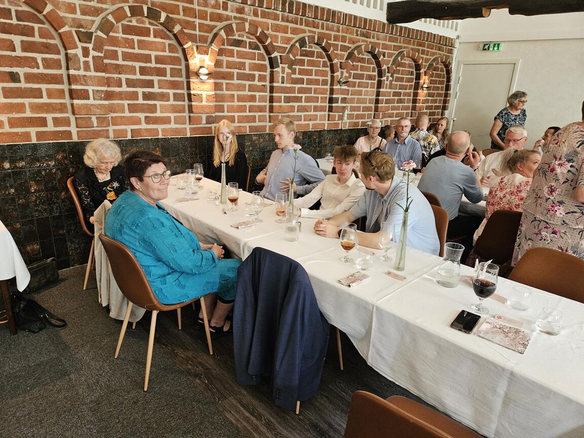 Klik på billedet for at lukke vinduet