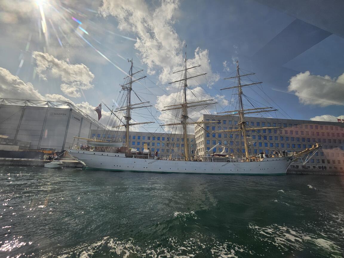 Klik på billedet for at lukke vinduet