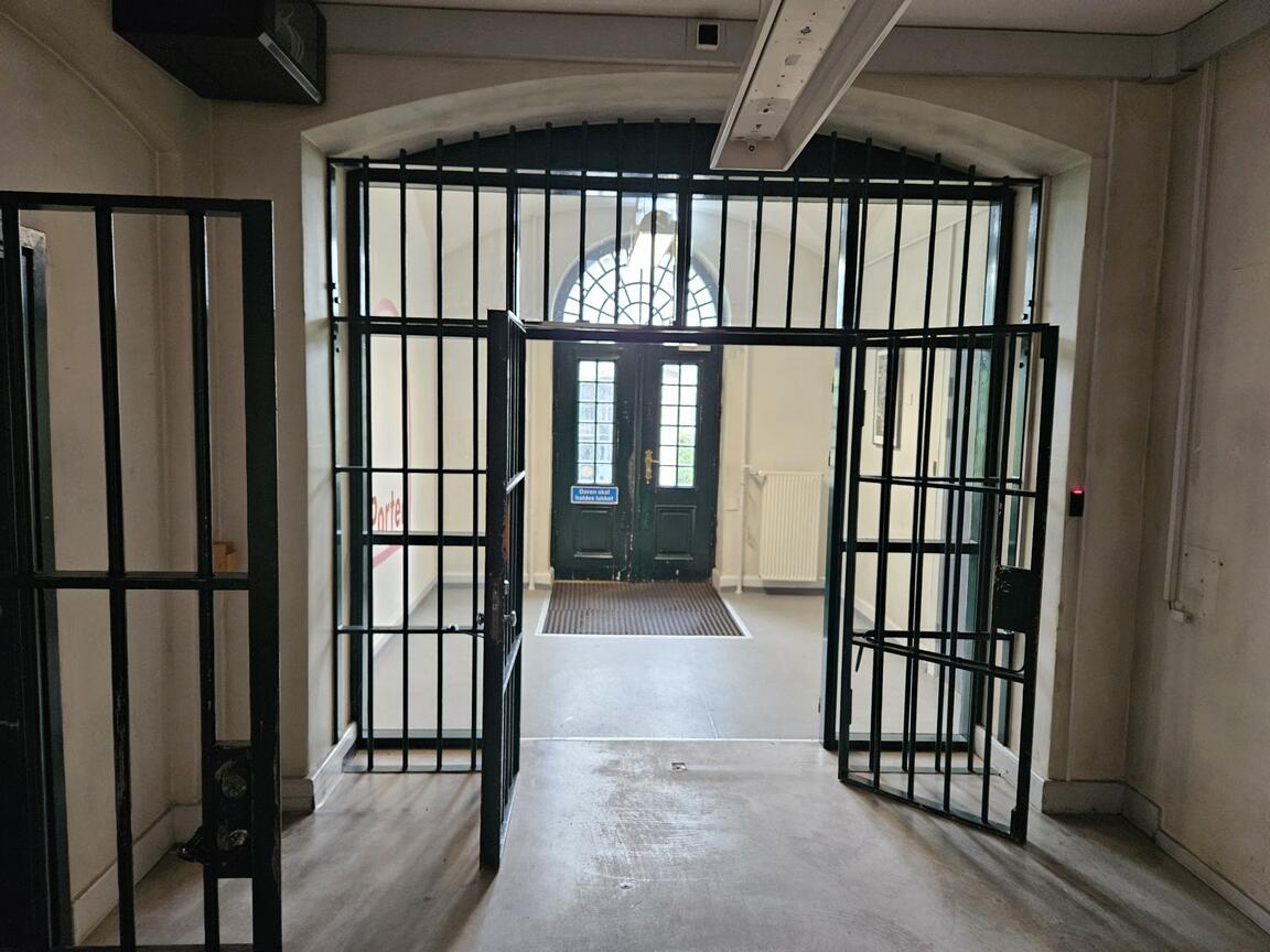 Klik på billedet for at lukke vinduet
