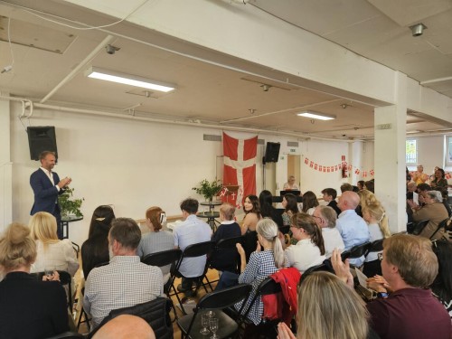 Klik på billedet for at se det i større format