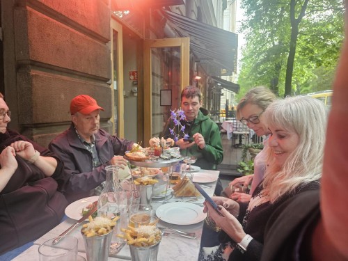 Klik på billedet for at se det i større format