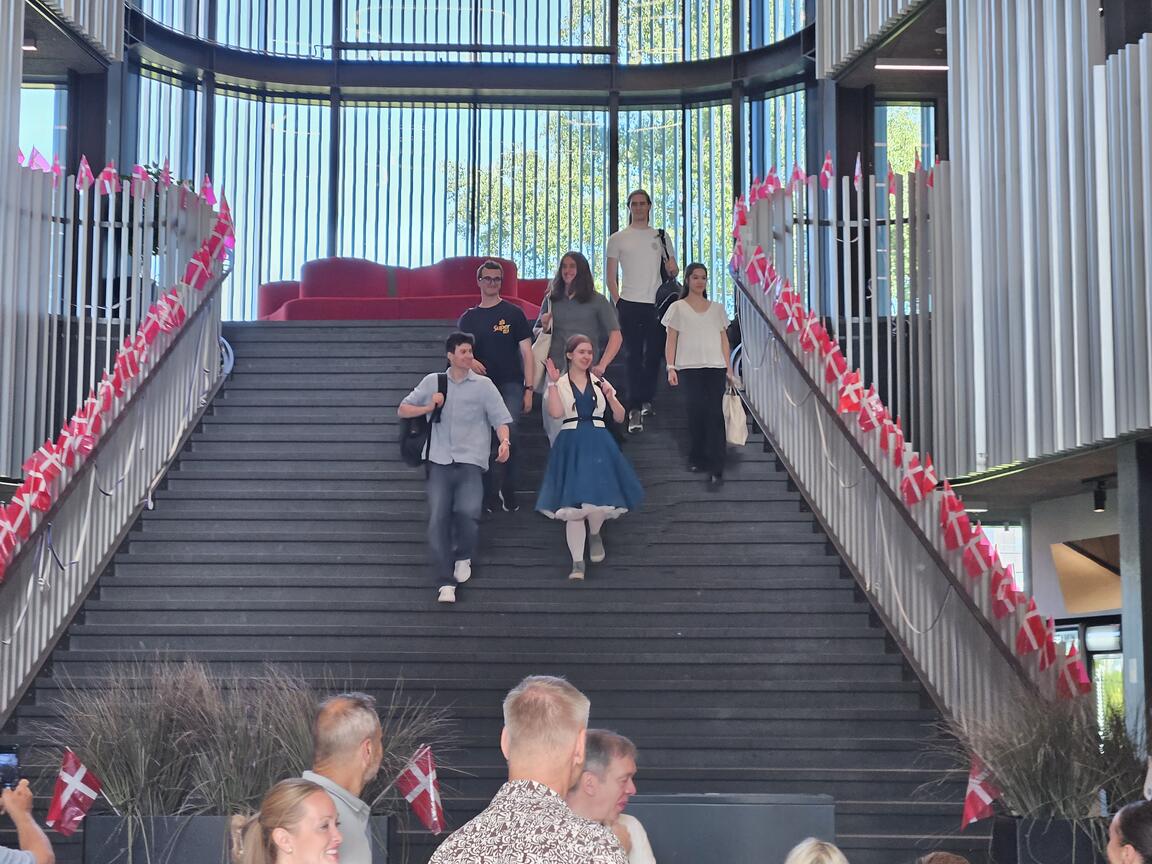Klik på billedet for at lukke vinduet