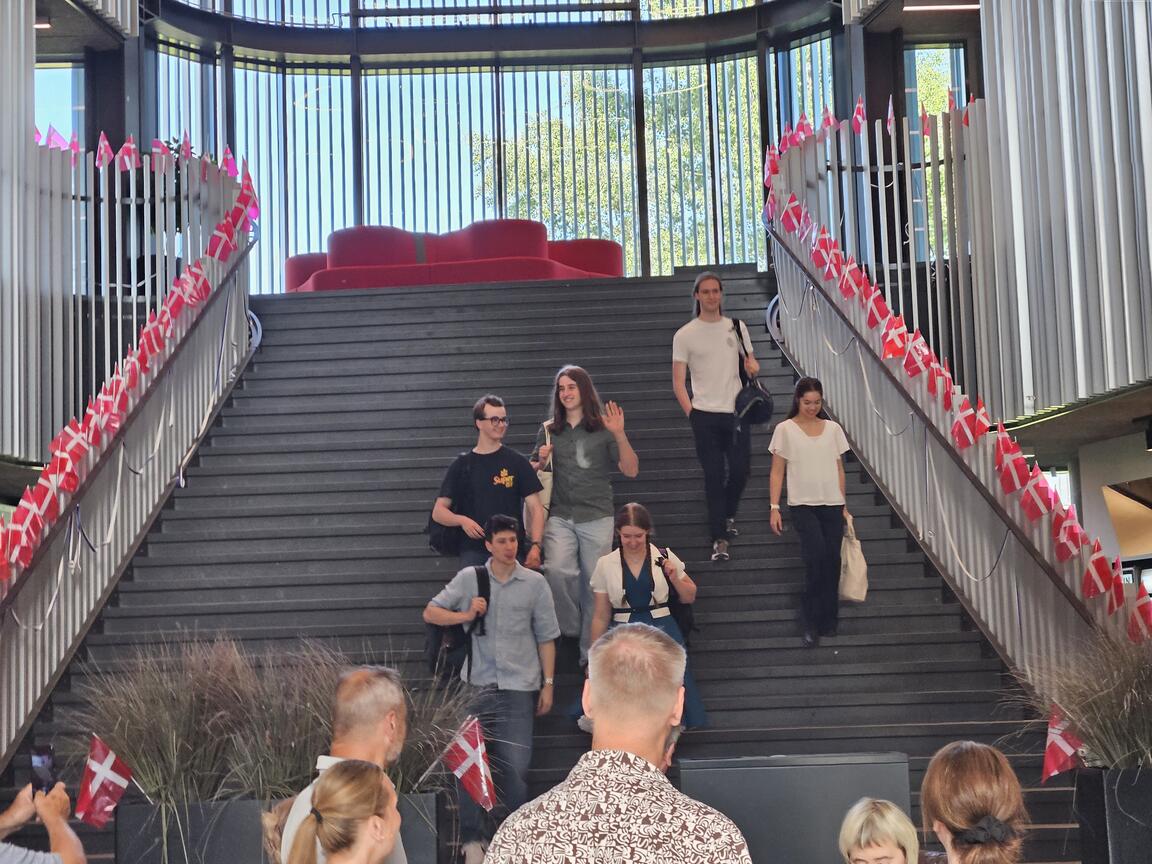 Klik på billedet for at lukke vinduet