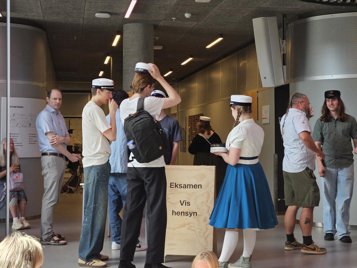 Klik på billedet for at lukke vinduet