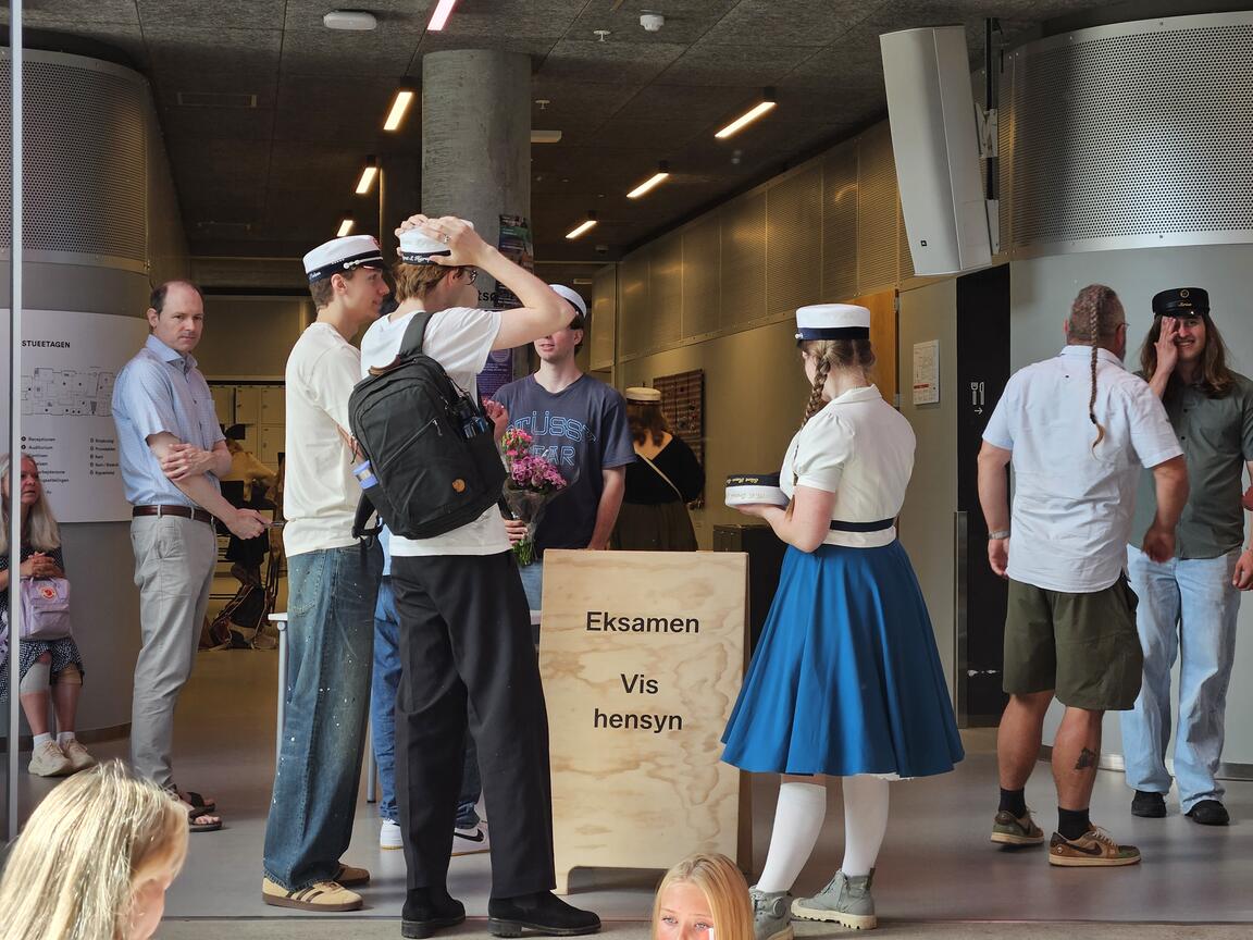 Klik på billedet for at lukke vinduet