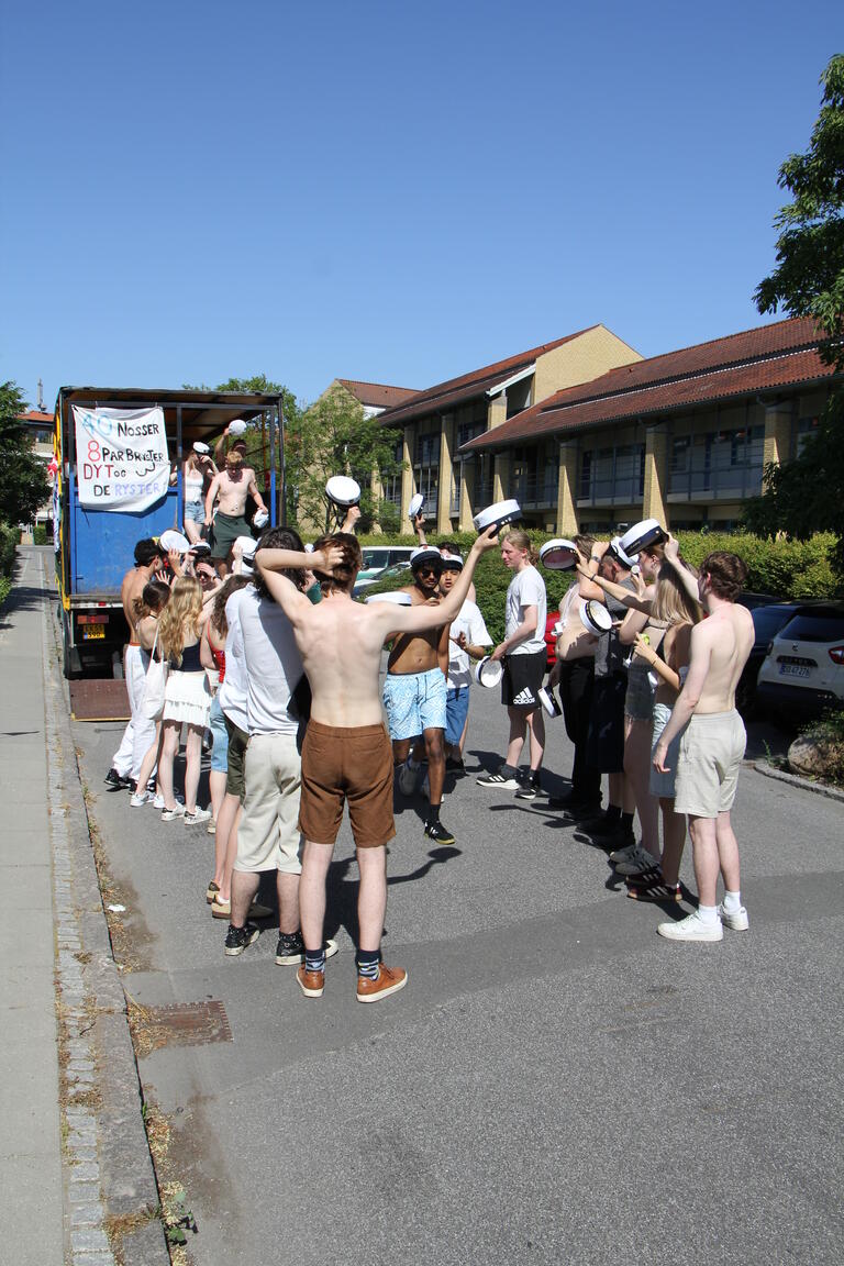 Klik på billedet for at lukke vinduet