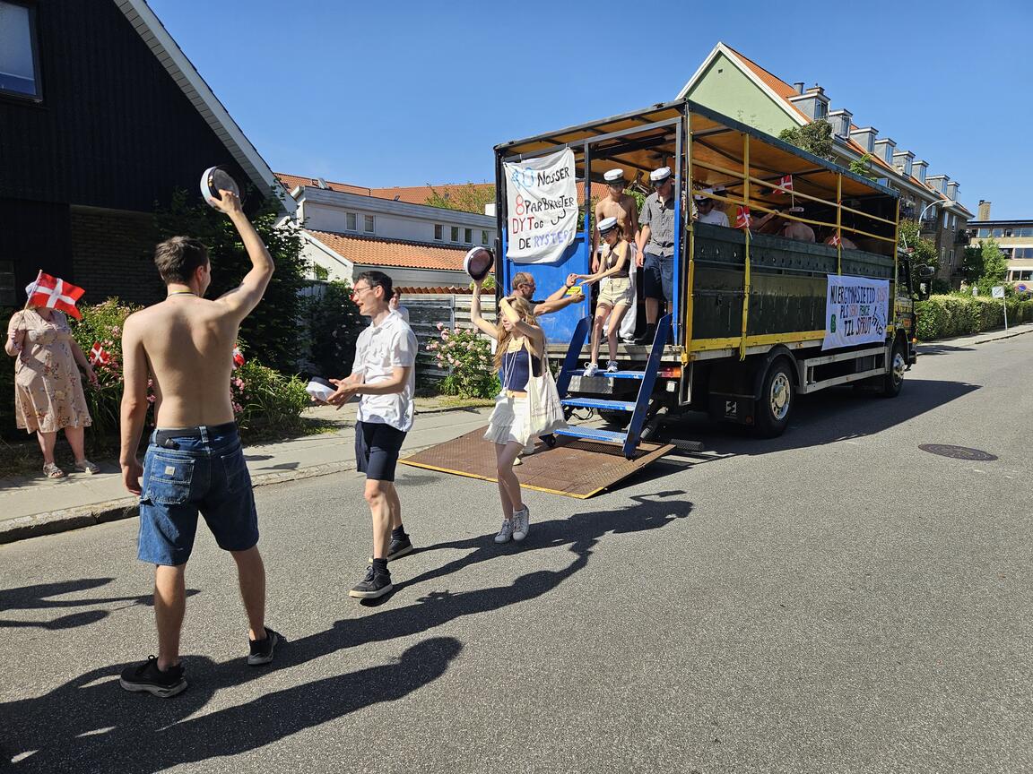 Klik på billedet for at lukke vinduet