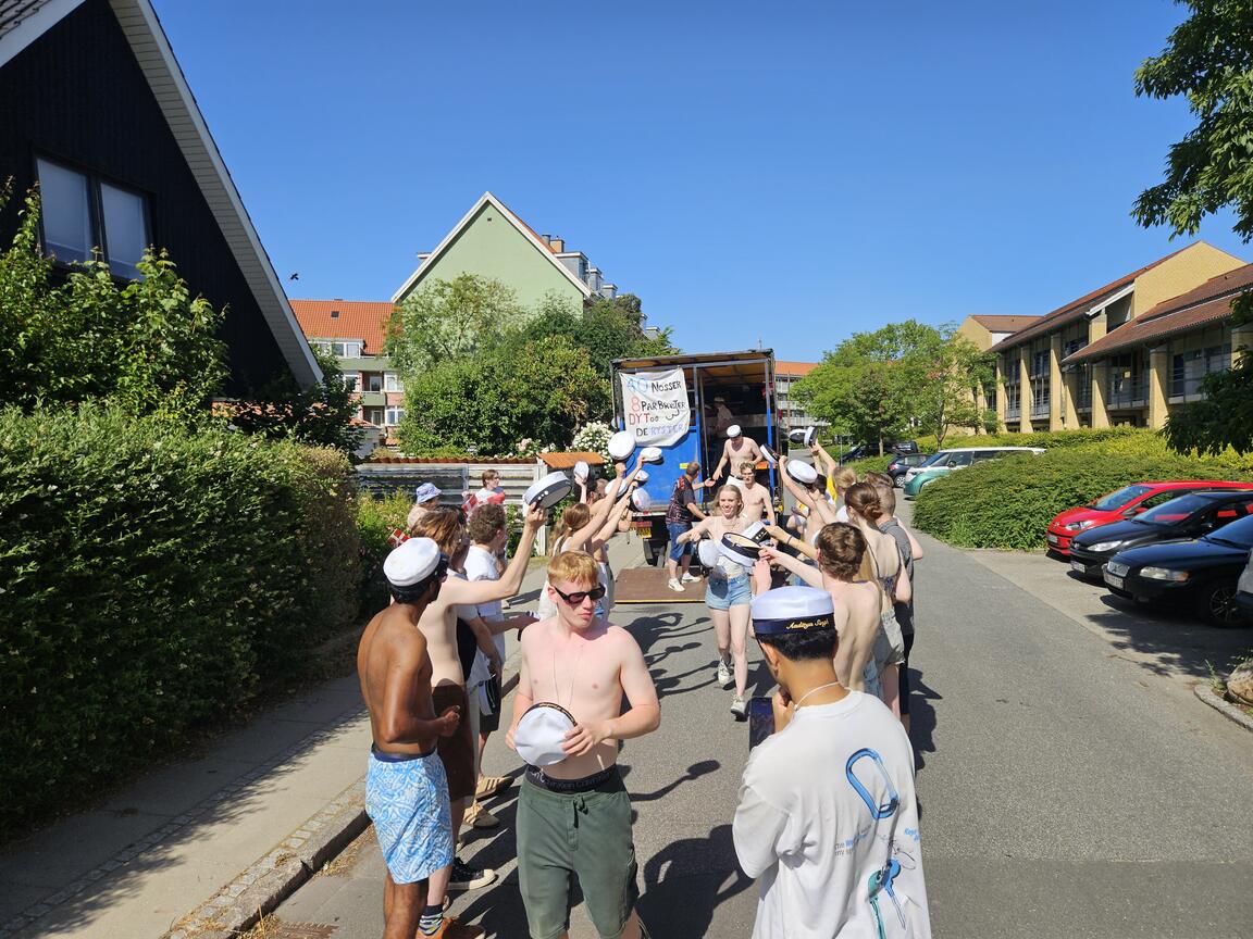 Klik på billedet for at lukke vinduet