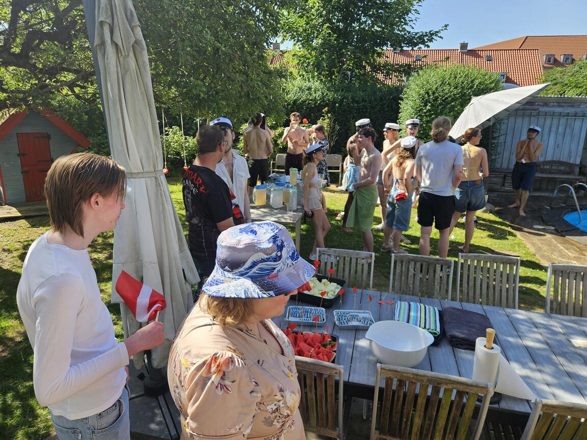 Klik på billedet for at lukke vinduet