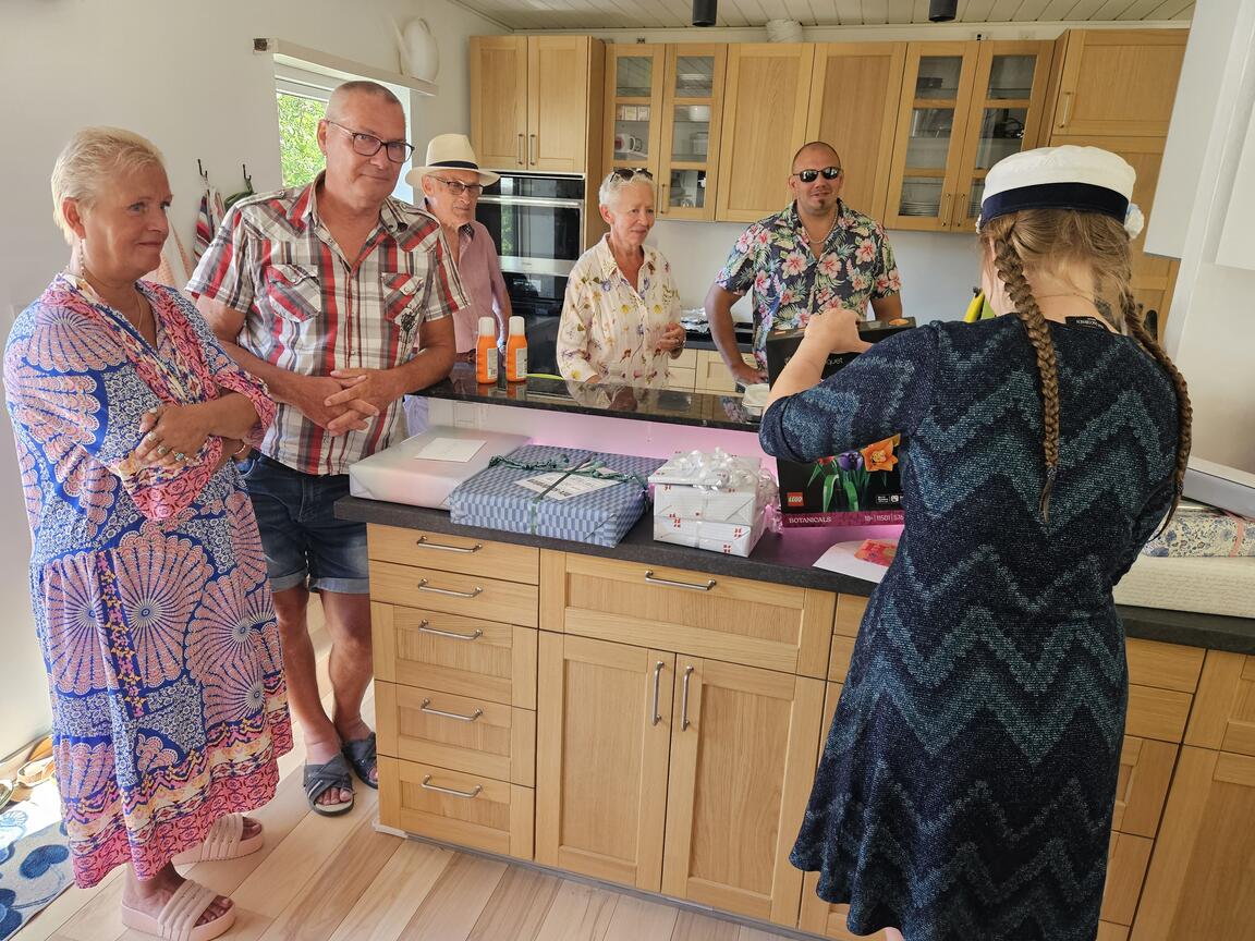 Klik på billedet for at lukke vinduet