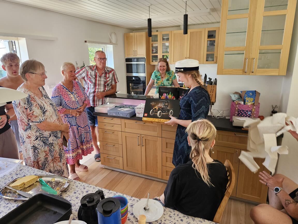 Klik på billedet for at lukke vinduet