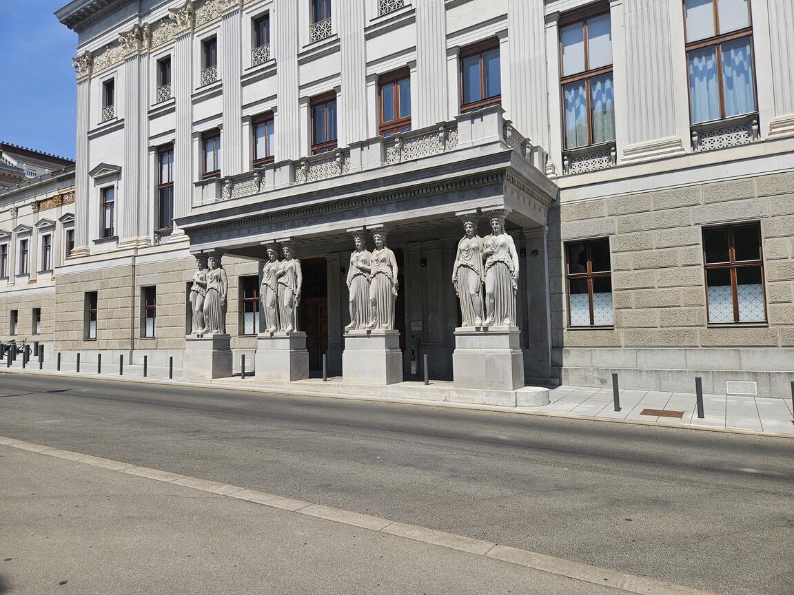 Klik på billedet for at lukke vinduet