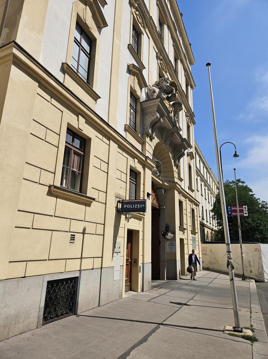 Klik på billedet for at lukke vinduet